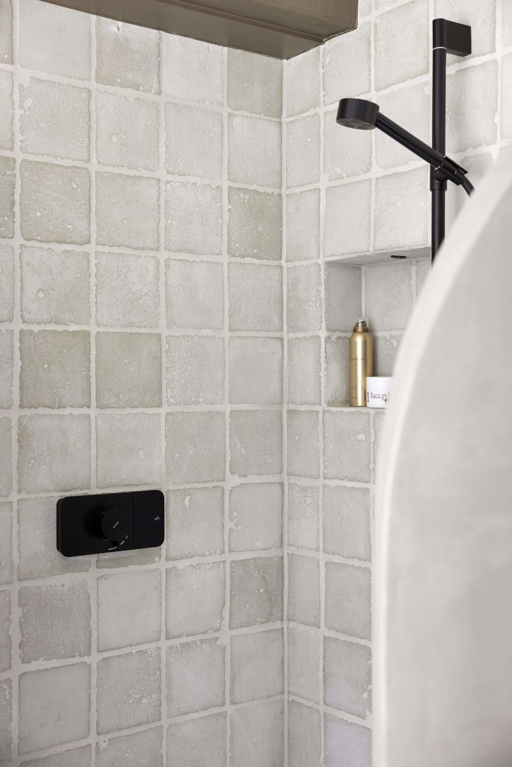 Alfa van RAW Stones als wandtegel